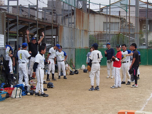 新規メンバー募集中 大阪の草野球チーム ネクスト ソフトボール スポーツやろうよ