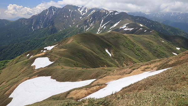 大源太七ｯ小屋1675m6/8