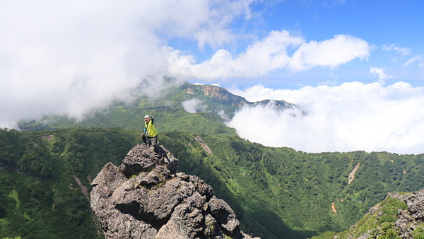 妙高山2446m200814