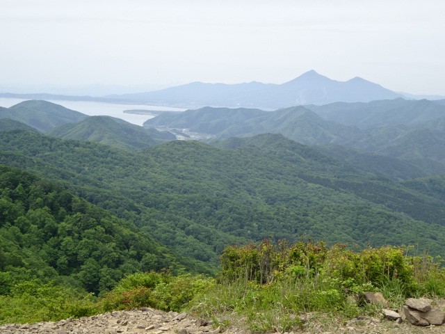 R6.5　額取山・磐梯山遠望