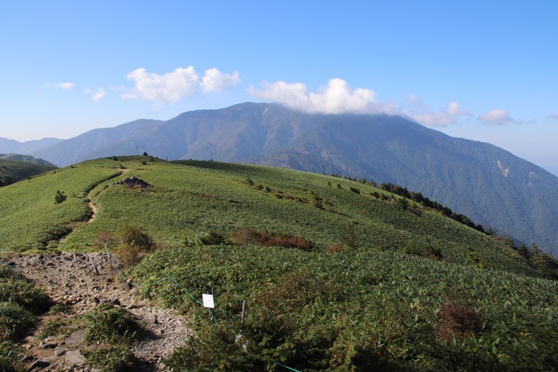 富士見台高原から恵那山・10月