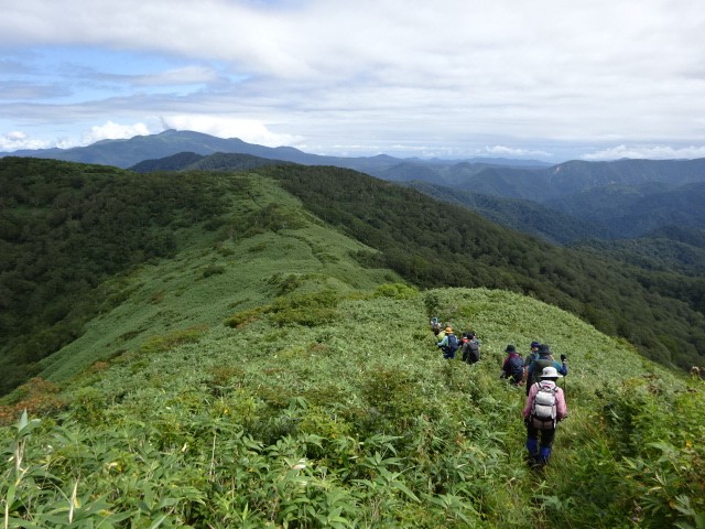 R6.9　高松岳