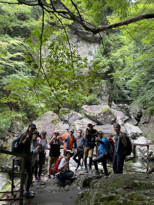 涼しくて本当に綺麗な川でした