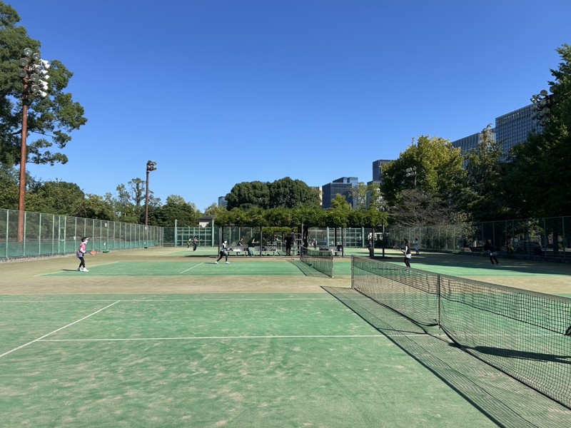 東京の中心でソフトテニス！