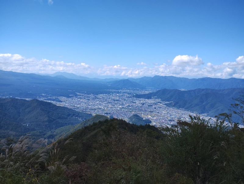 澄んだ景色と青空