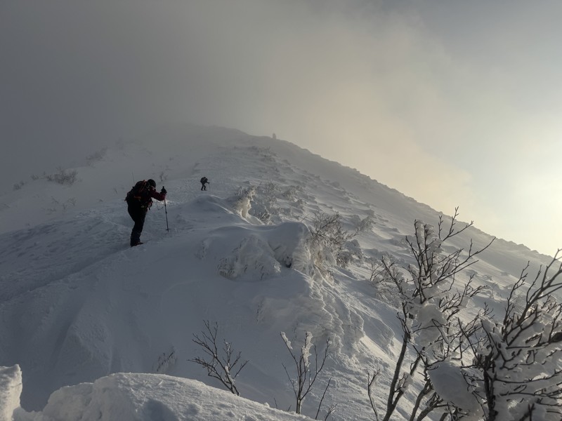 暴風もいつもの大山で安心します